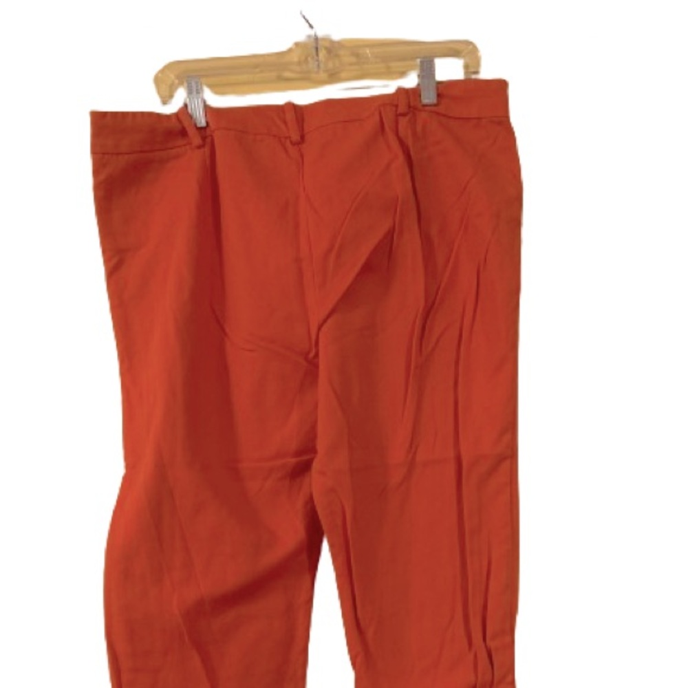 Women’s stretch Coral capris size 14 only $8